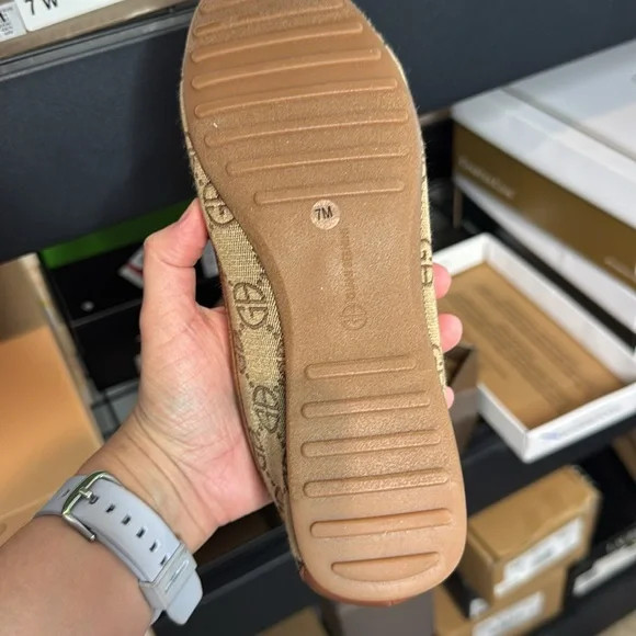 Giani Bernini Women's Dailyn Memory Foam Slip on Loafers Brown Logo Design - Picture 6 of 9